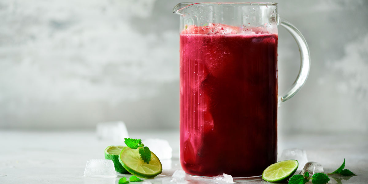 Aguas de sabores, la alternativa refrescante para el verano